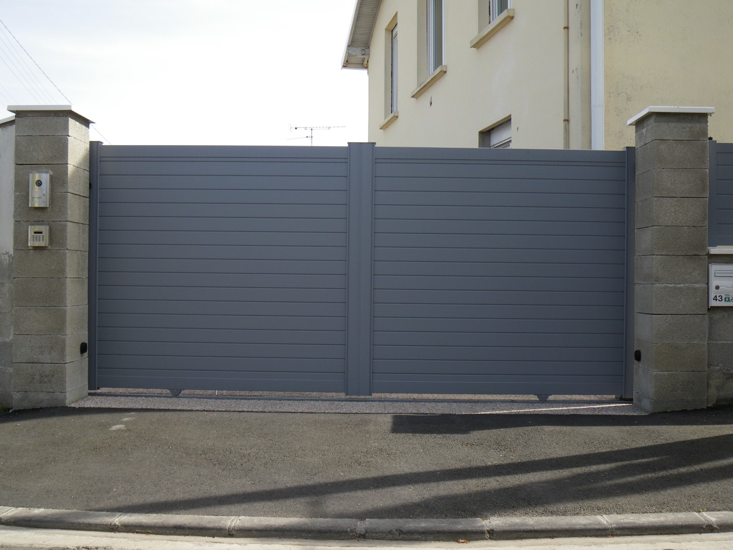 Pose de portail à Ramonville-Saint-Agne en Haute-Garonne